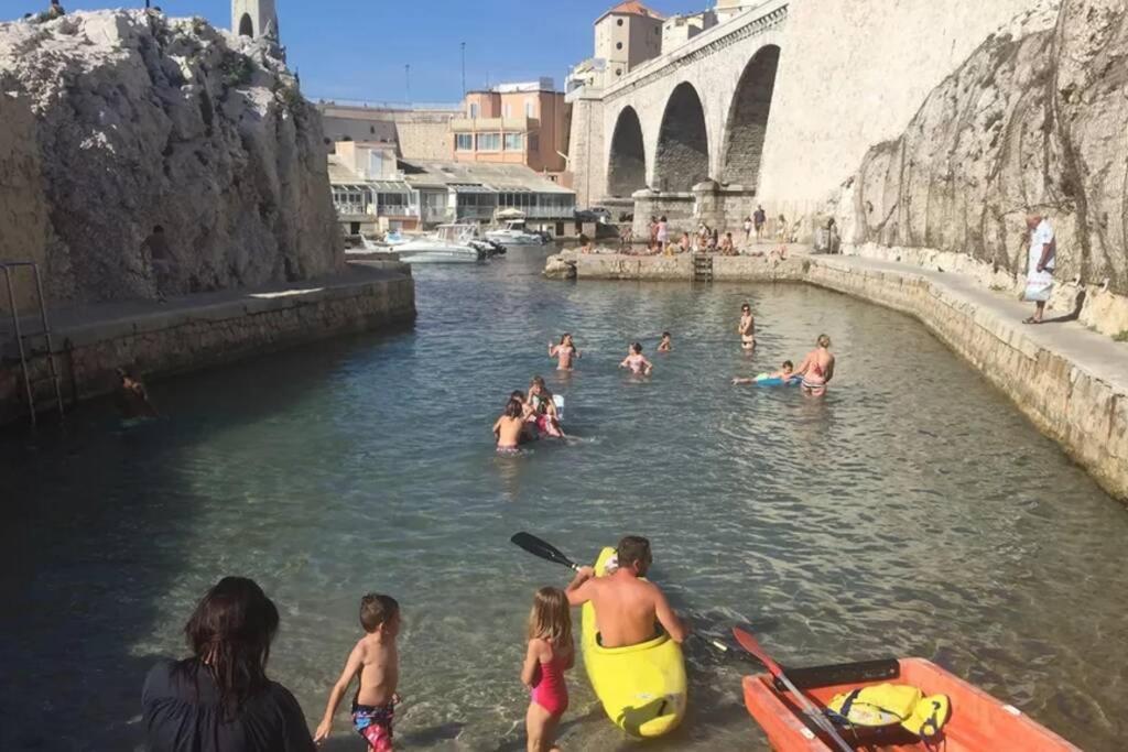 Une Calanque Au Coeur De La Ville マルセイユ エクステリア 写真